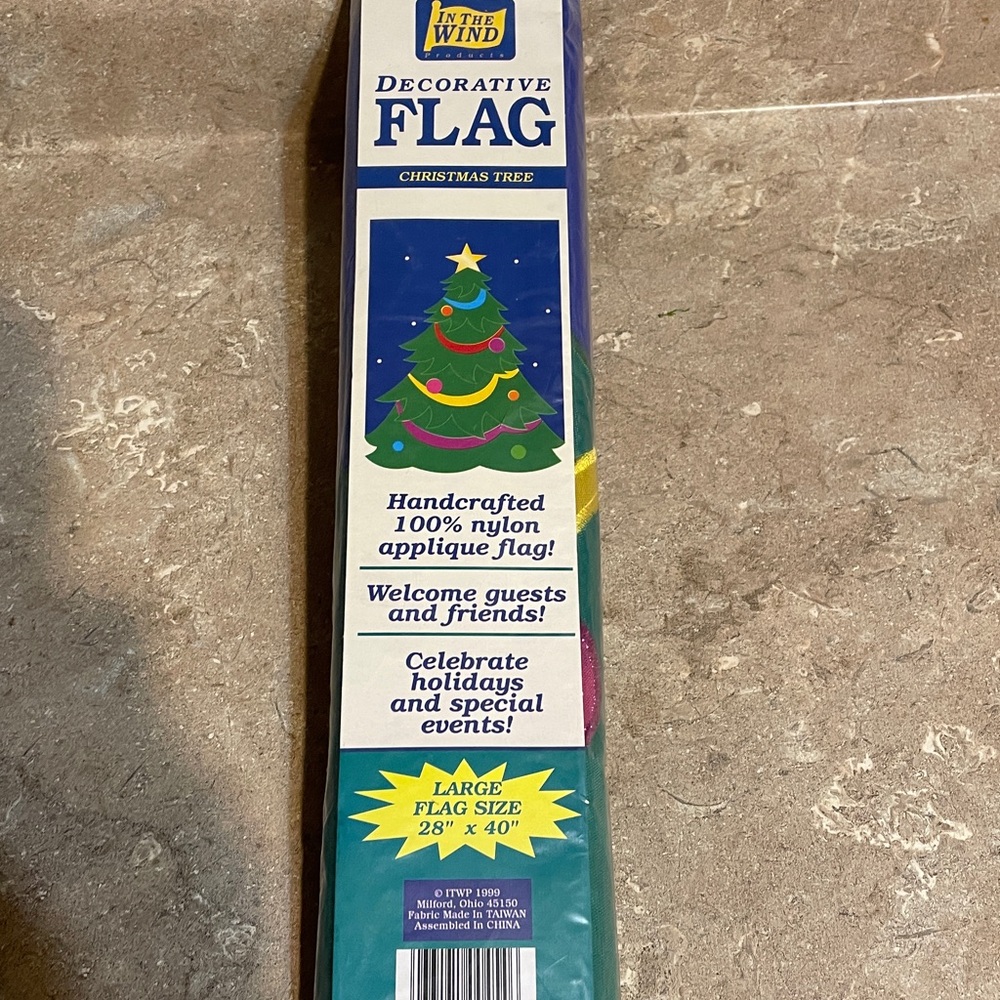 1999 Christmas Tree Decorative Flag New in original packaging